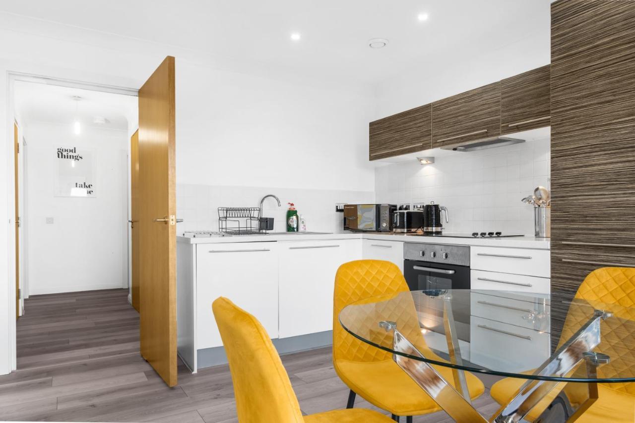 Ebra Stays - Luxury 2 Bedroom Apartment - Birmingham Exterior photo